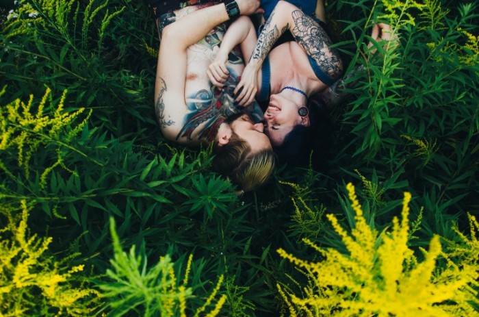 berdnikphoto story tatu lavstori love zelen smeh nastroenie para lubov ta 700x463 Любовная история   Love story