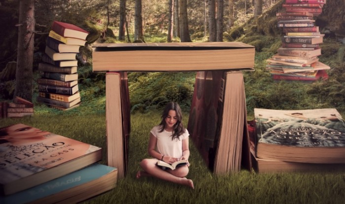 0a4d934e900dfb5 700x414 Девушка в мире книг   Girl in a world of books