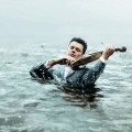 Скрипач в море - Violinist in the sea