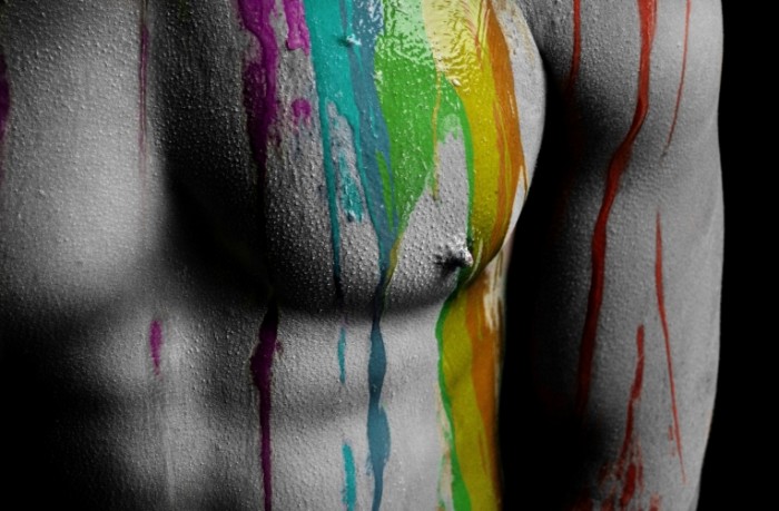 muscles nakachennyy tors b544dfc 700x459 Краски на теле   Paint on the body