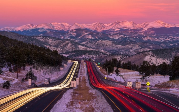 doroga gory pejzaz kolorado evergrin 700x437 Вечерняя дорога   Evening road