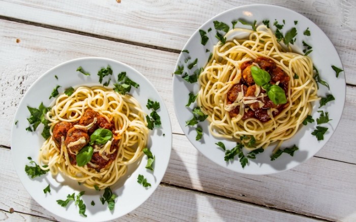 spaghetti dishes meat 700x437 Спагетти   Spaghetti