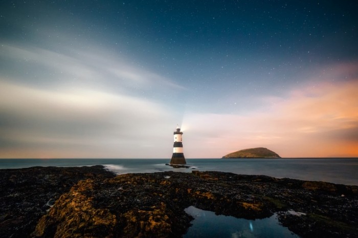 Mayak Lighthouse 700x465 Маяк   Lighthouse