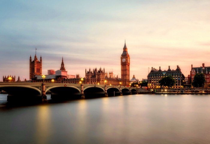 Most v Londone Bridge in London  700x481 Мост в Лондоне   Bridge in London