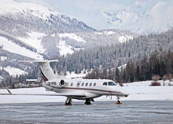 Samolet goryi zima Airplane mountains winter 700x504 Самолет, горы, зима   Airplane, mountains, winter