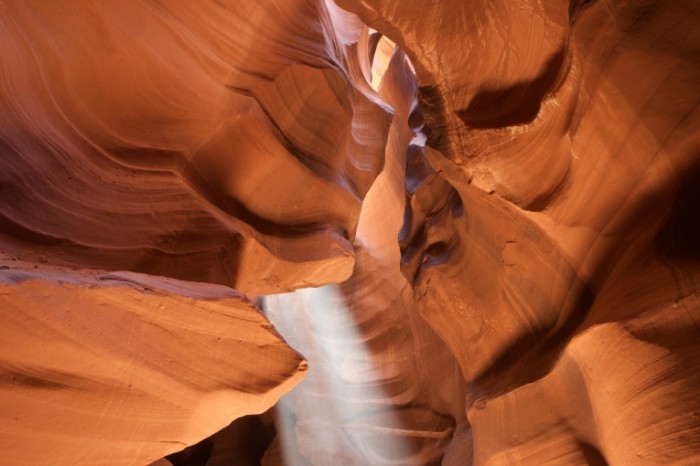 Grand kanon skalyi peshhera arizona Grand Canyon Rocks Cave Arizona 5184  3456 700x466 Гранд каньон, скалы, пещера, аризона   Grand Canyon, Rocks, Cave, Arizona