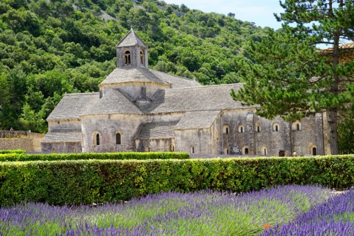 Abbatstvo monastyir kamennyiy dom Abbey monastery stone house 6000  4000 700x466 Аббатство, монастырь, каменный дом   Abbey, monastery, stone house