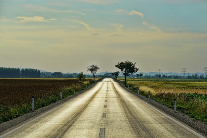 Doroga pole asfalt leto Road field asphalt summer 6000  4000 700x466 Дорога, поле, асфальт, лето   Road, field, asphalt, summer