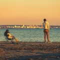 Пара на турецком побережье зимой - Couple on the Turkish coast in winter